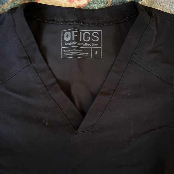 Figs Scrub Top - Picture 2 of 3